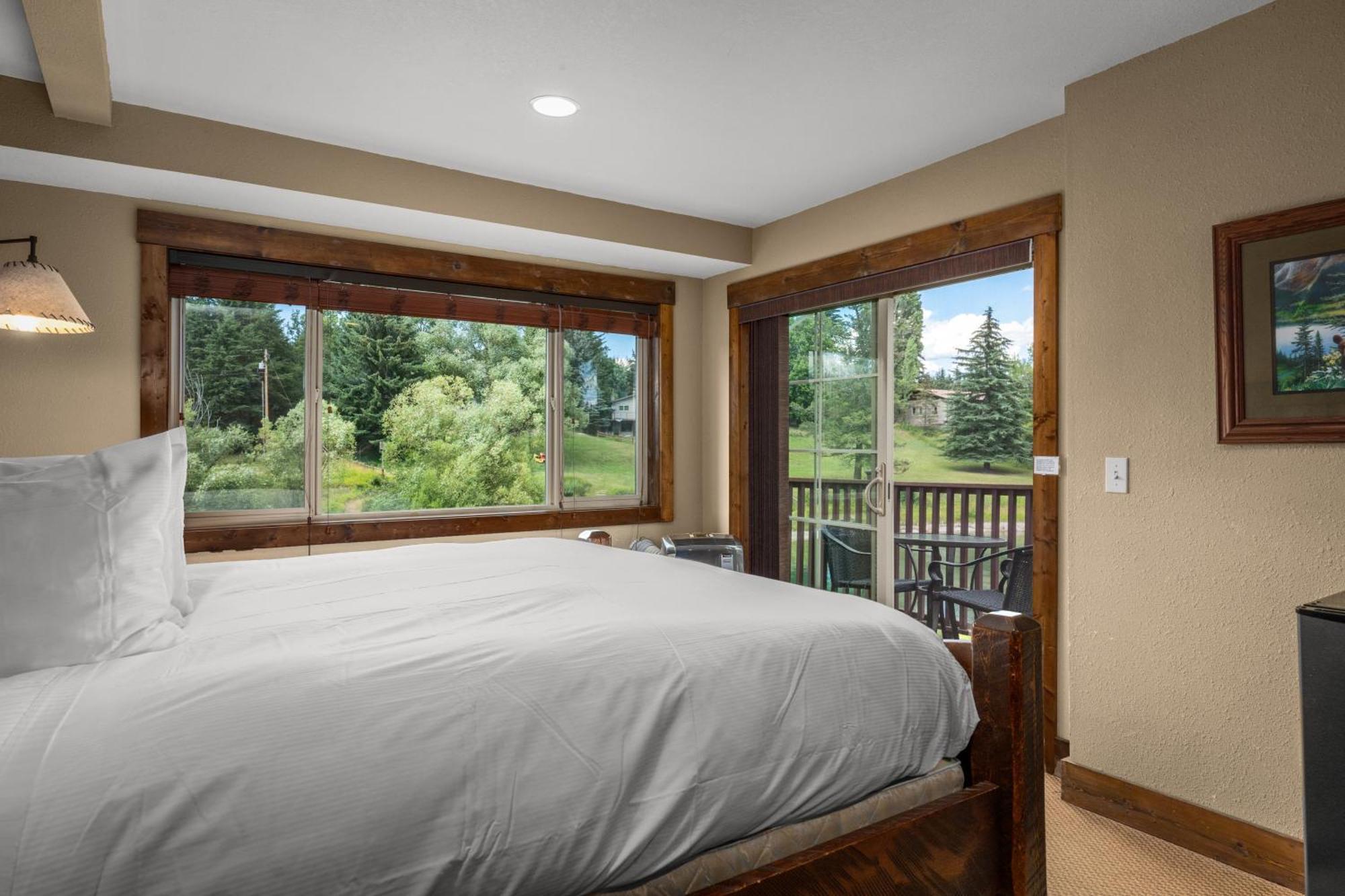 Duck Inn Lodge Уайтфиш Экстерьер фото