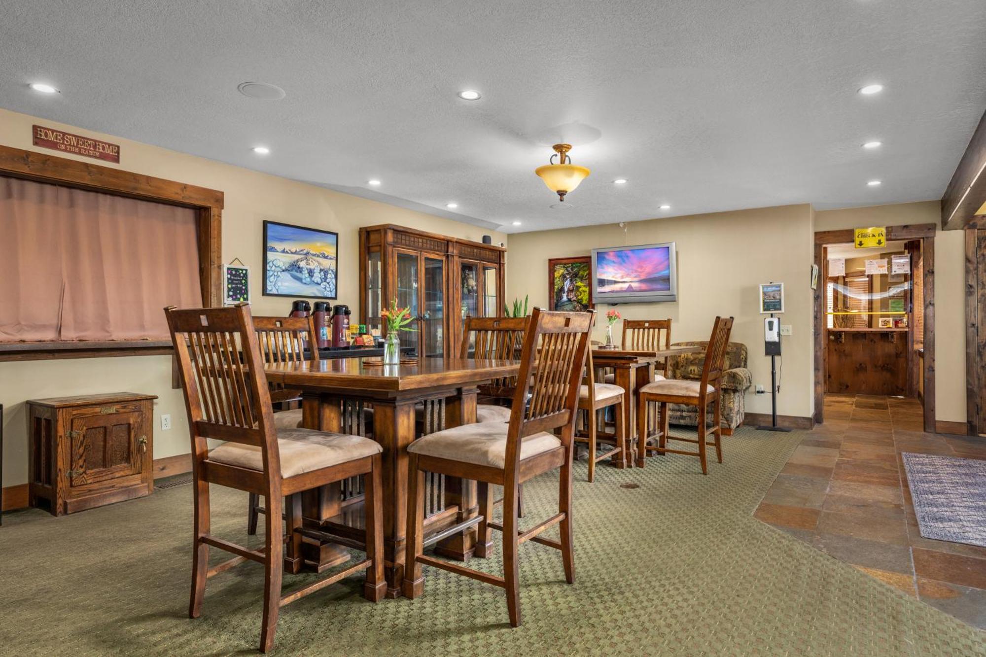 Duck Inn Lodge Уайтфиш Экстерьер фото