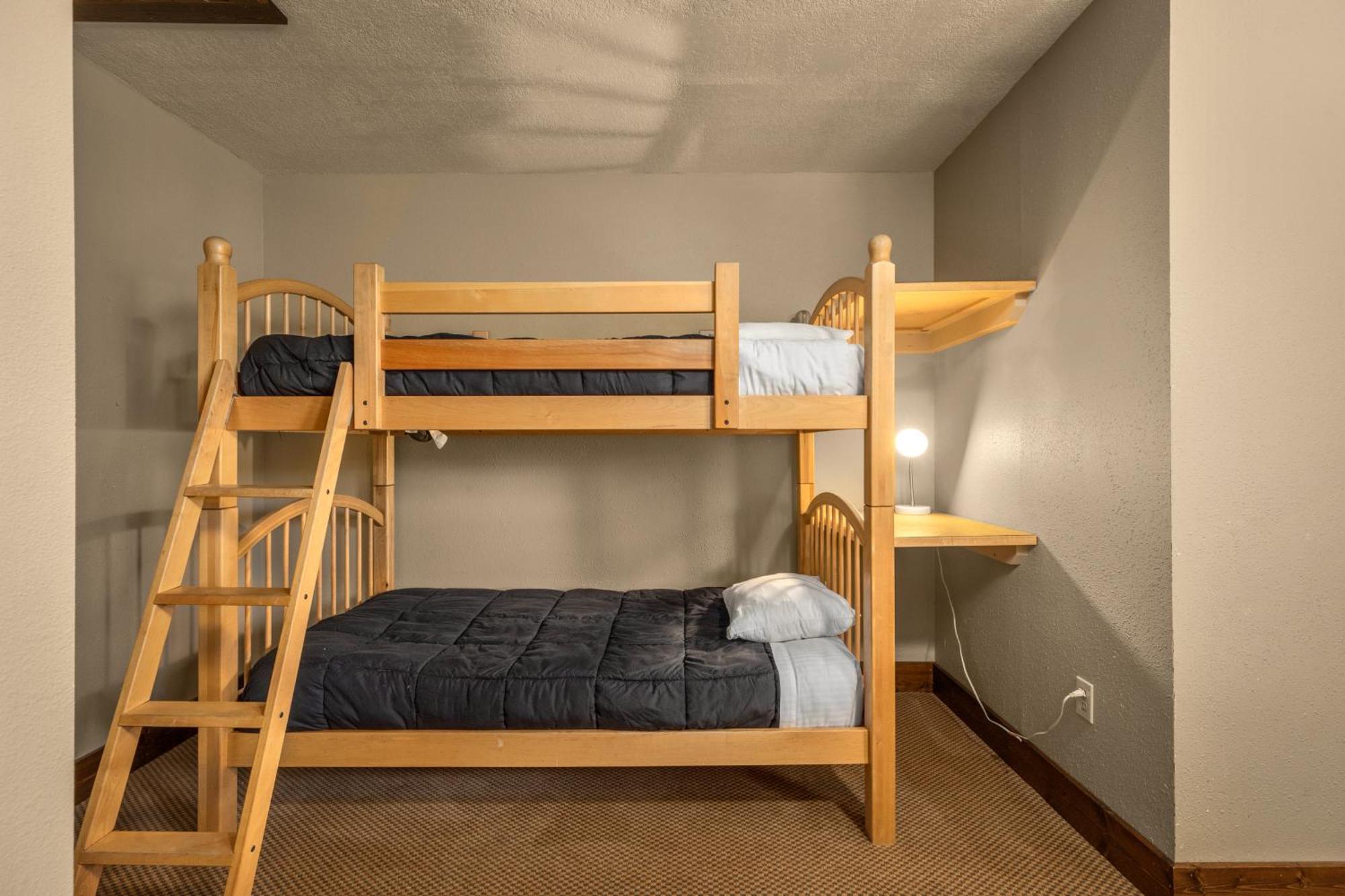 Duck Inn Lodge Уайтфиш Экстерьер фото