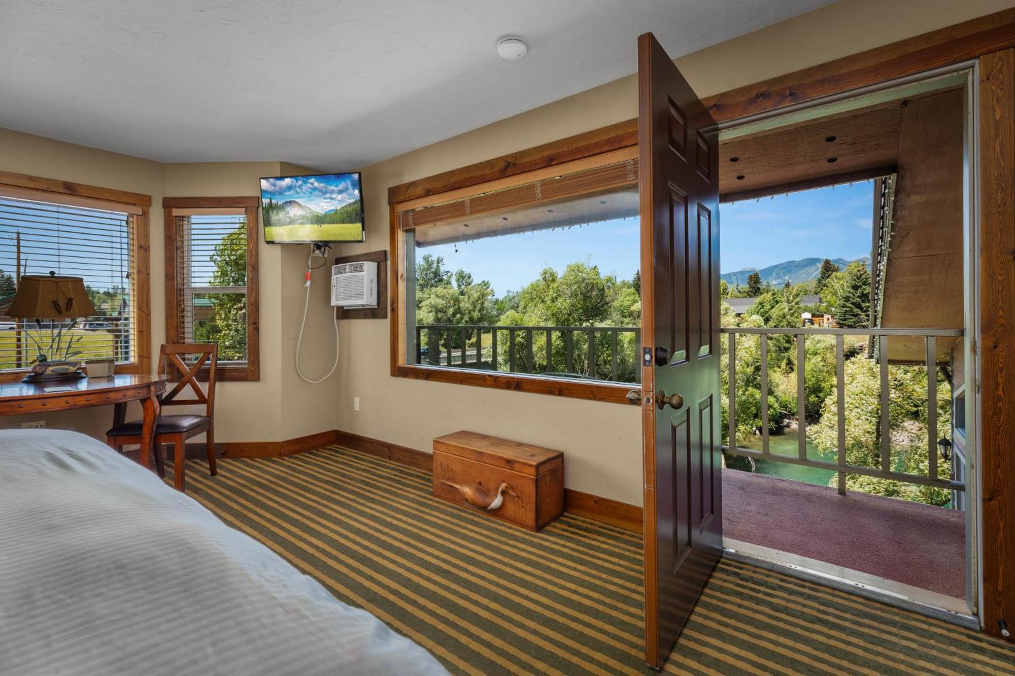 Duck Inn Lodge Уайтфиш Экстерьер фото