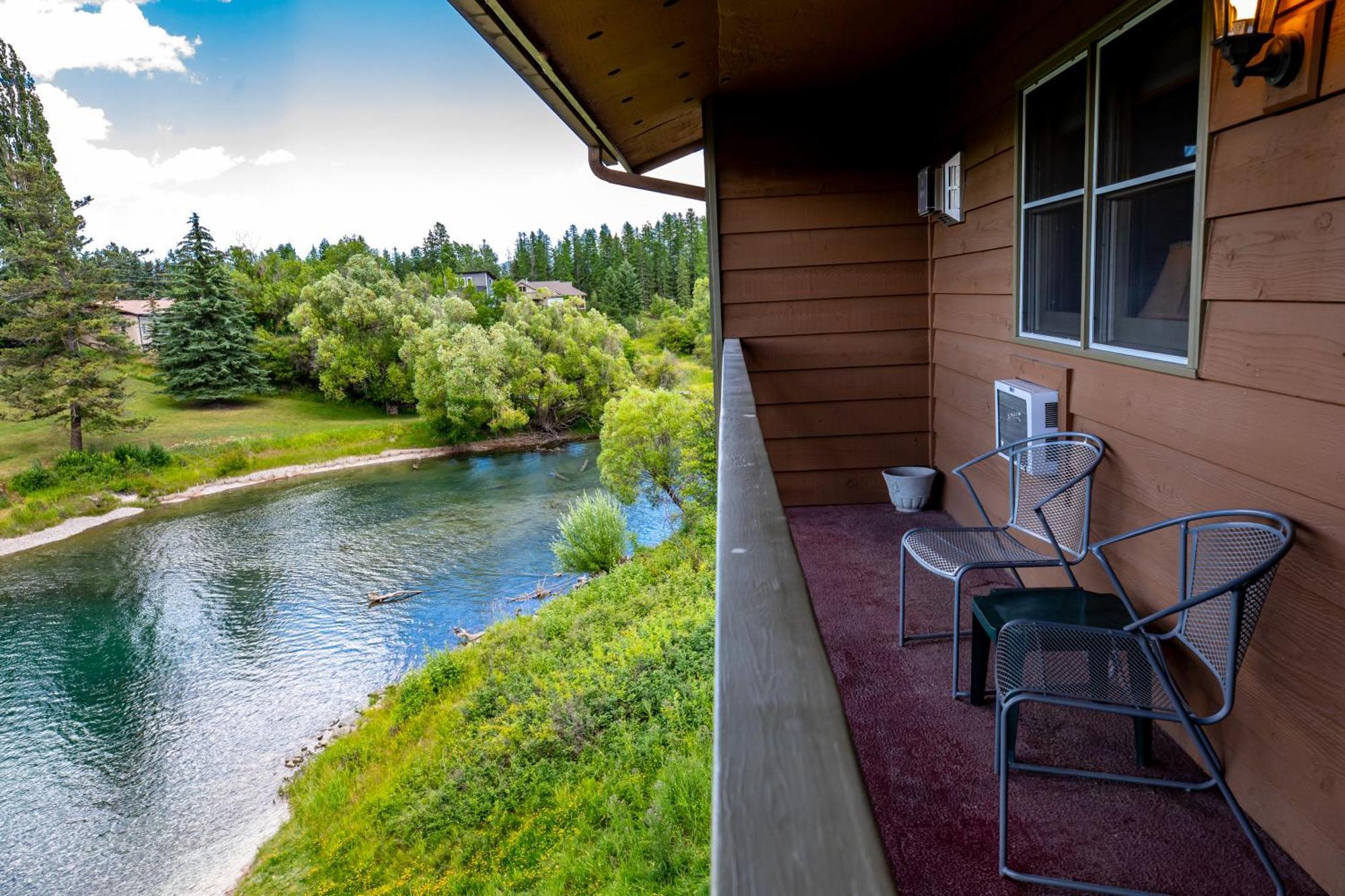 Duck Inn Lodge Уайтфиш Экстерьер фото