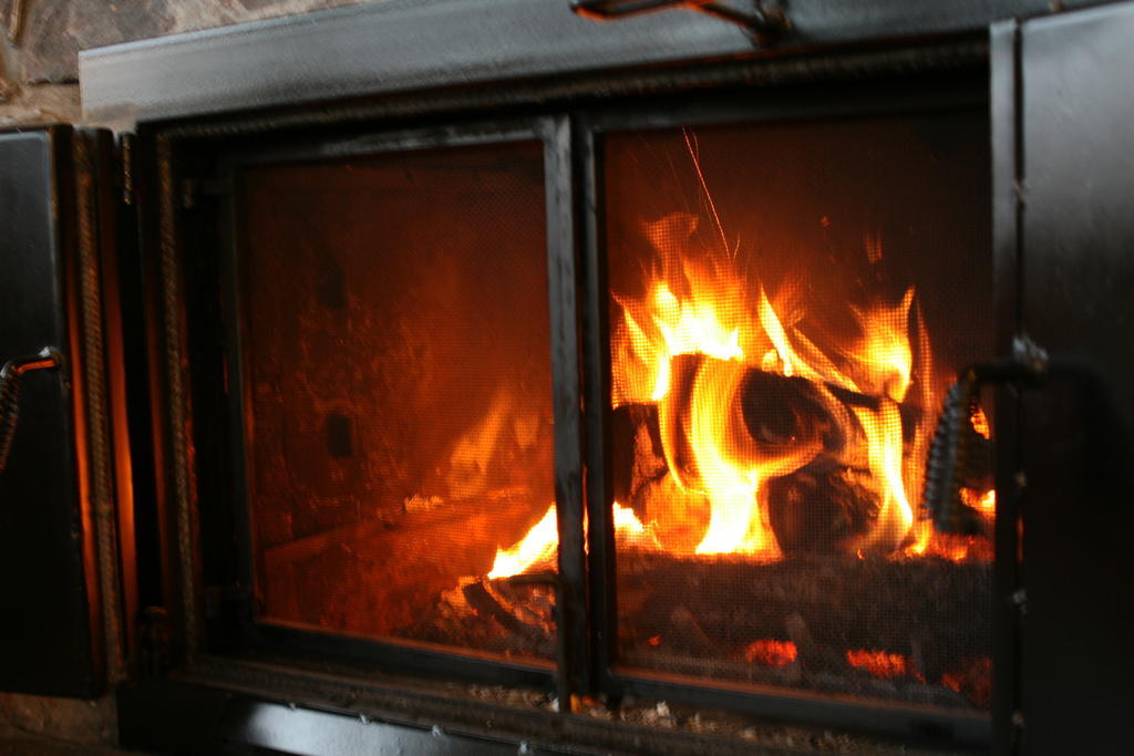 Duck Inn Lodge Уайтфиш Экстерьер фото